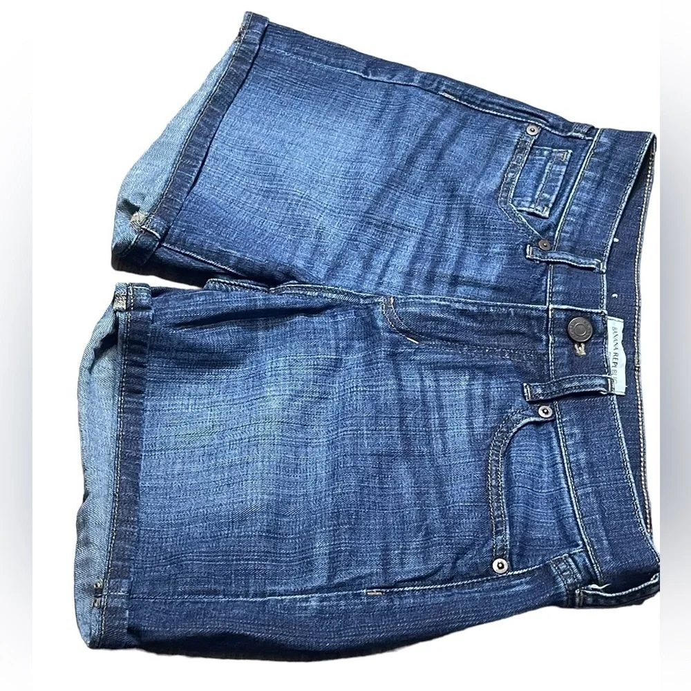 Banana Republic Premium Denim Roll up Blue Denim Shorts Medium Wash women’s 25